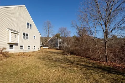 26 Moffat Street Portsmouth NH 03801