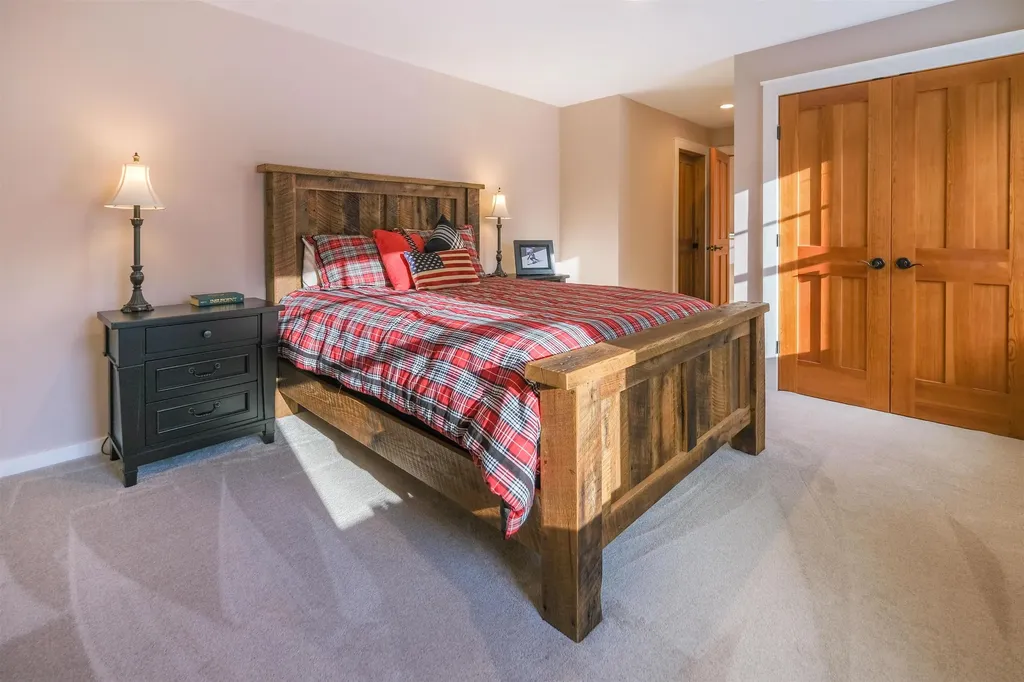 42 Deerfield Drive Ludlow VT 05149