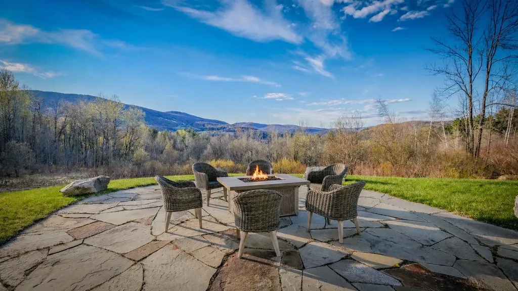 42 Deerfield Drive Ludlow VT 05149