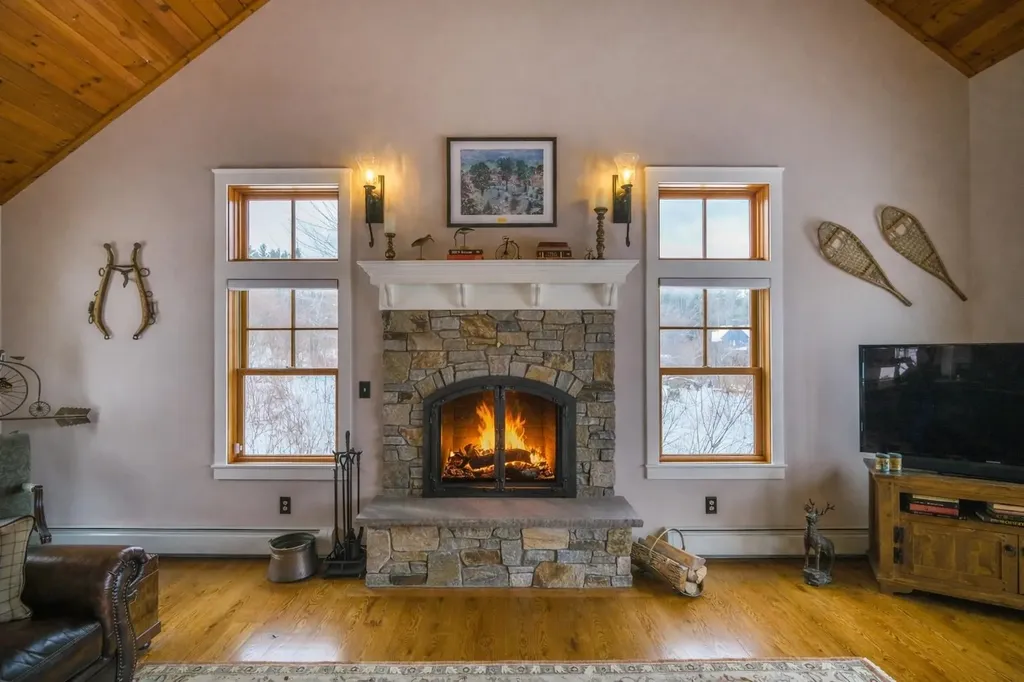 42 Deerfield Drive Ludlow VT 05149