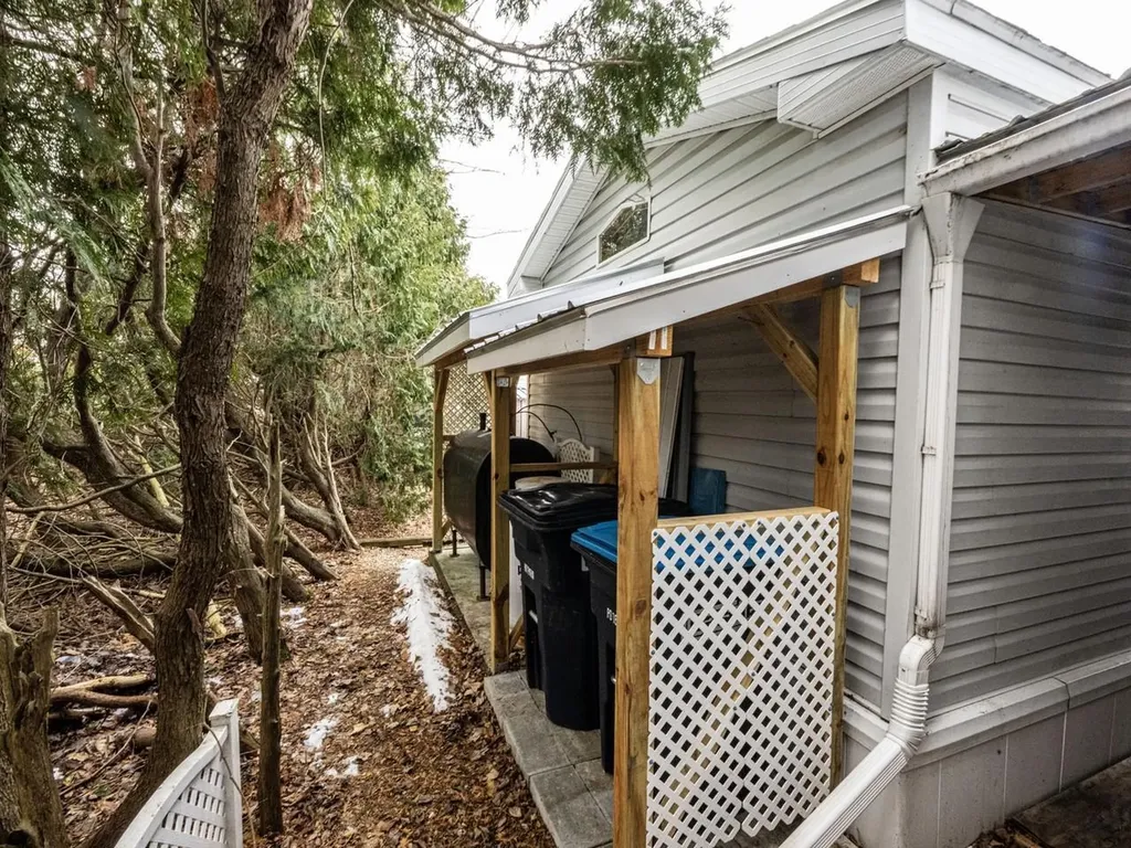 78 South Street Colchester VT 05446