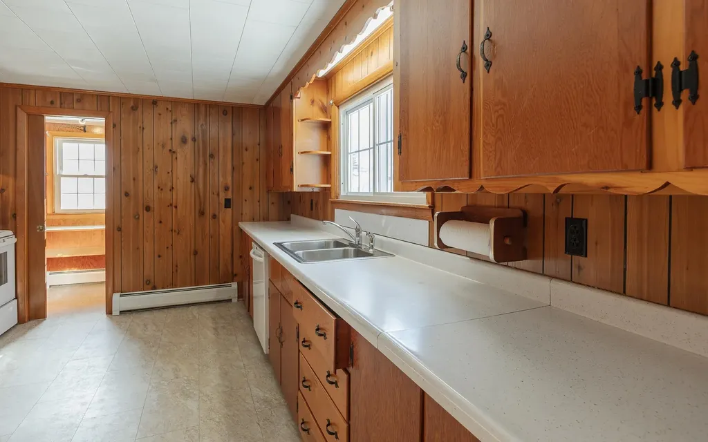 6 Colby Street Keene NH 03431