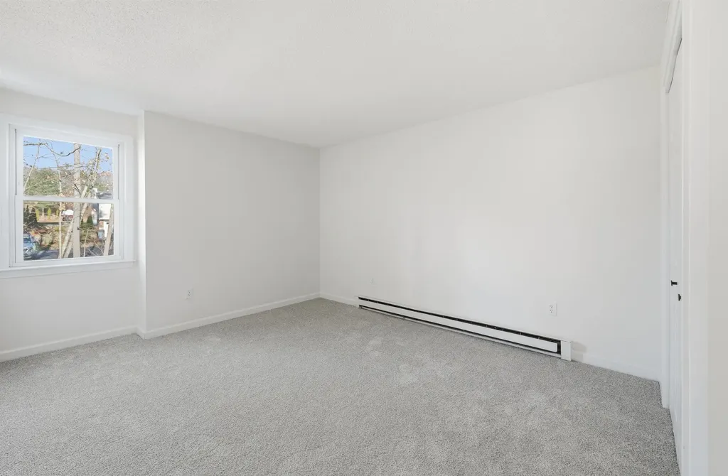 25L English Range Road Derry NH 03038