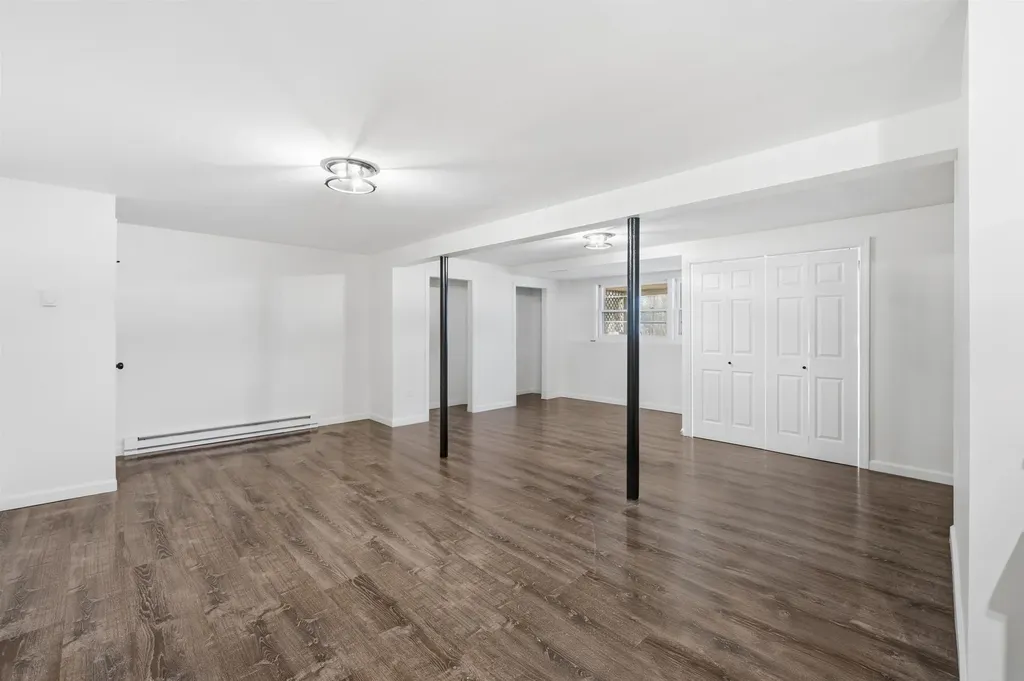 25L English Range Road Derry NH 03038