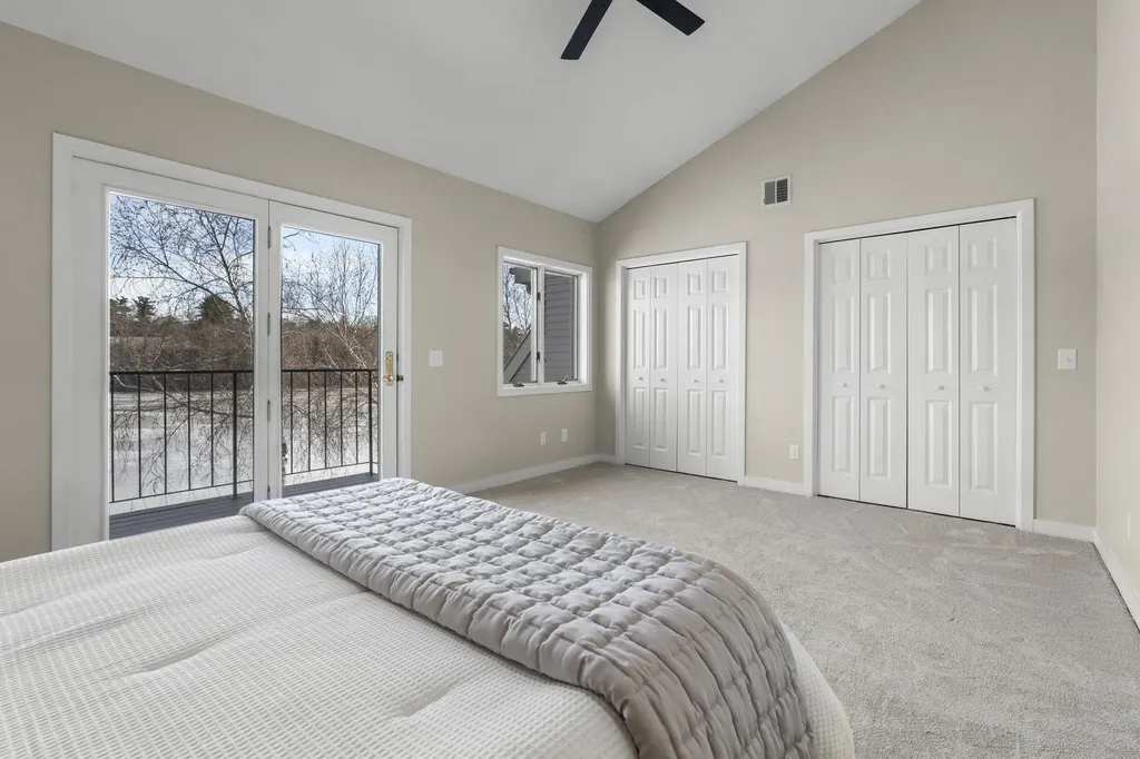 51 River Front Drive Manchester NH 03102