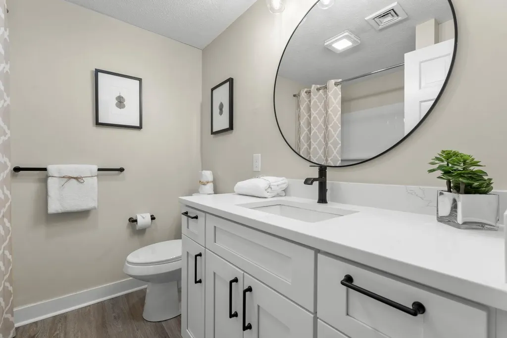 51 River Front Drive Manchester NH 03102