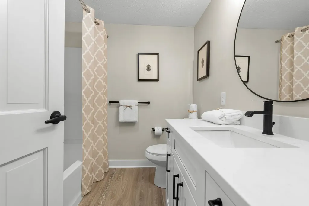 51 River Front Drive Manchester NH 03102