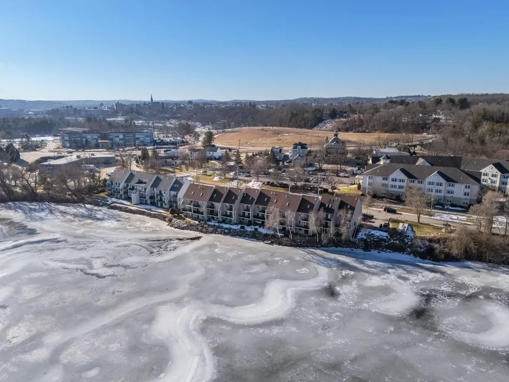 51 River Front Drive Manchester NH 03102