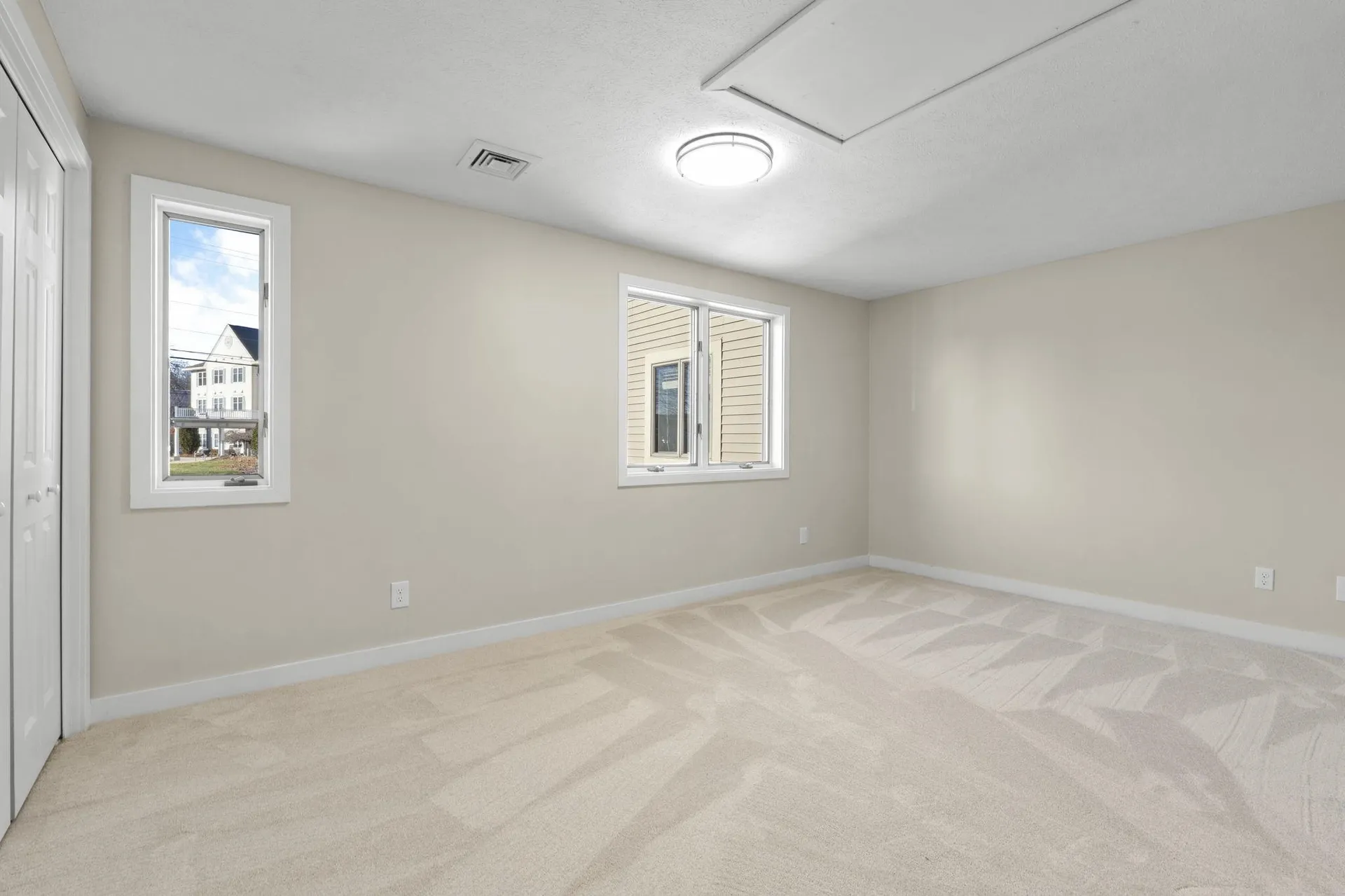 51 River Front Drive Manchester NH 03102