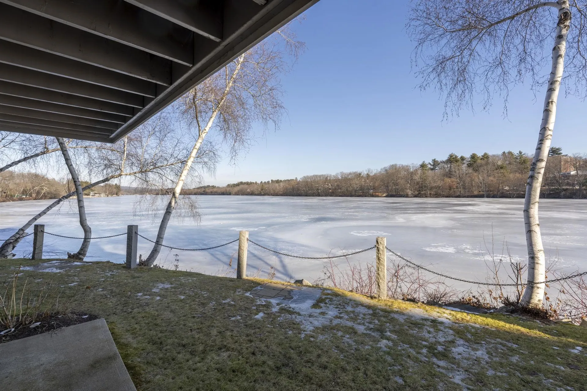 51 River Front Drive Manchester NH 03102