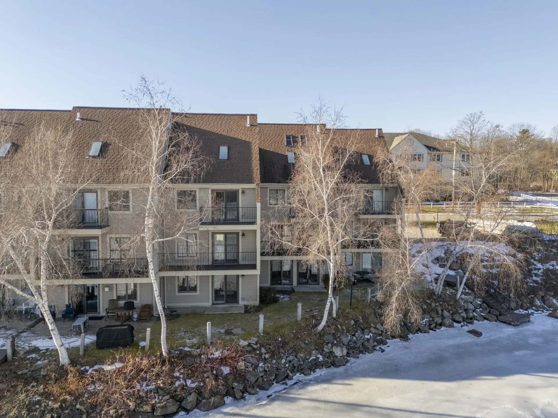 51 River Front Drive Manchester NH 03102