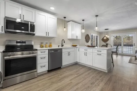 51 River Front Drive Manchester NH 03102