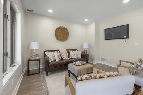 51 River Front Drive Manchester NH 03102