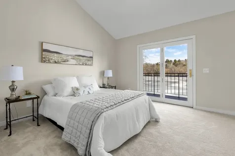 51 River Front Drive Manchester NH 03102