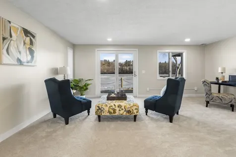 51 River Front Drive Manchester NH 03102