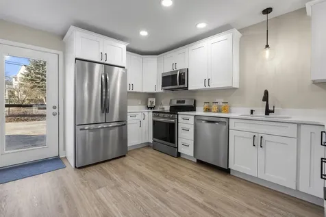 51 River Front Drive Manchester NH 03102