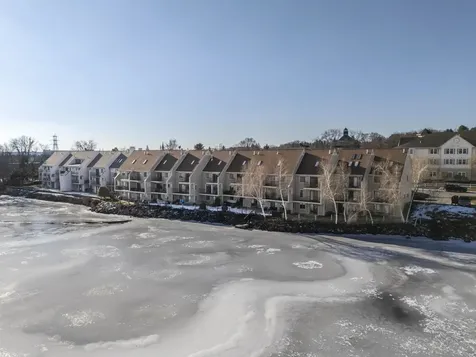 51 River Front Drive Manchester NH 03102