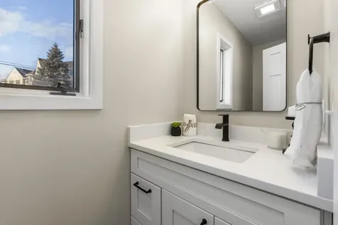 51 River Front Drive Manchester NH 03102