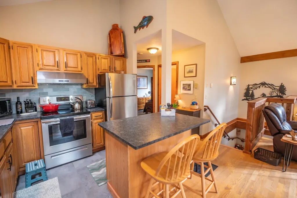 68 East Brook Crossing Wilmington VT 05363