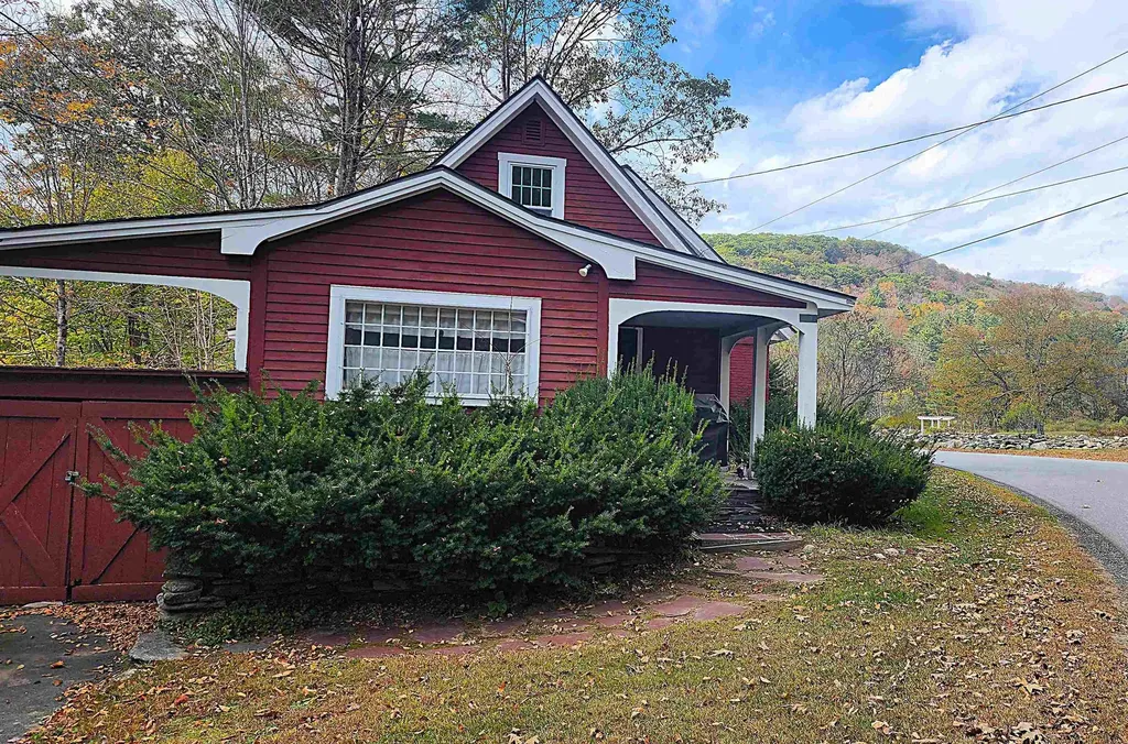 1397 Popple Dungeon Road Chester VT 05143