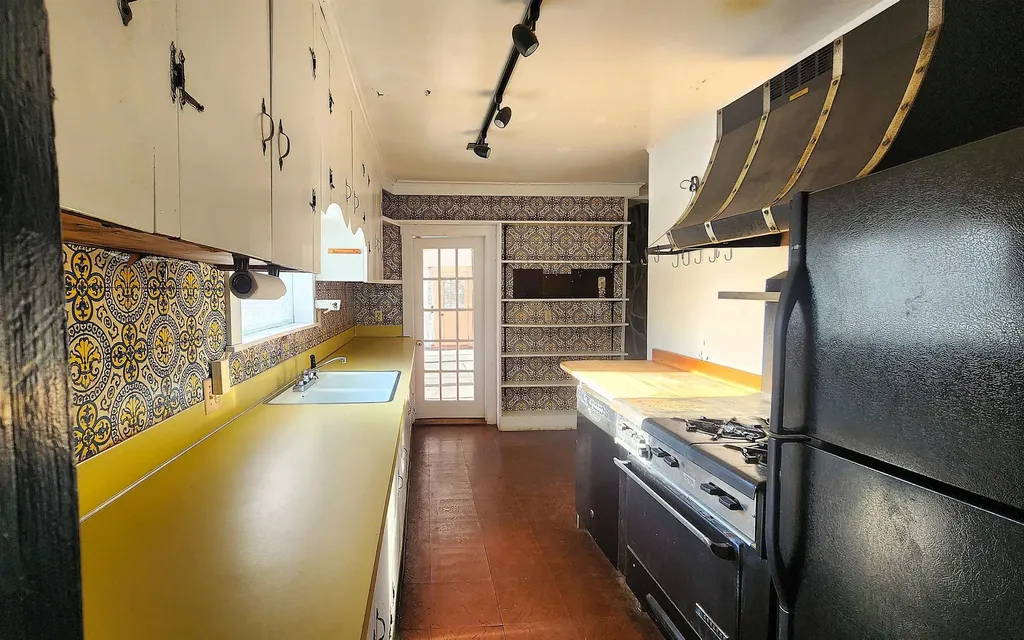 1397 Popple Dungeon Road Chester VT 05143