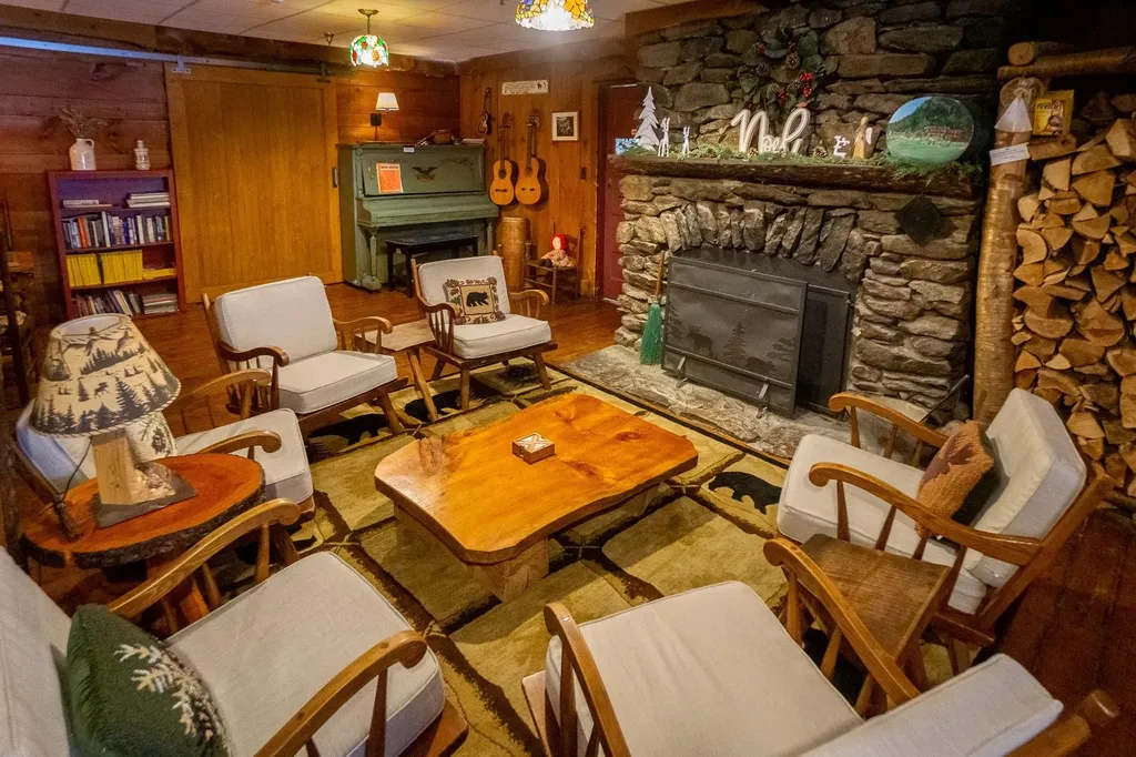 709 Us Route 4 Killington VT 05751