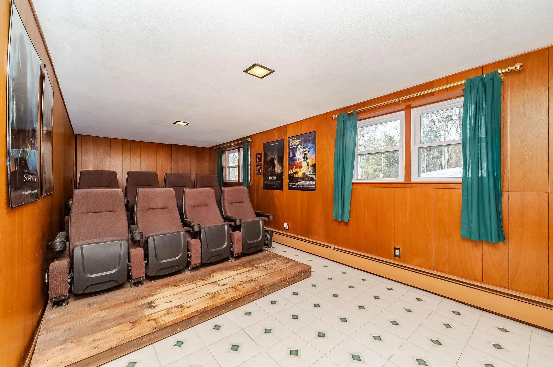 107 Page Road Bow NH 03304