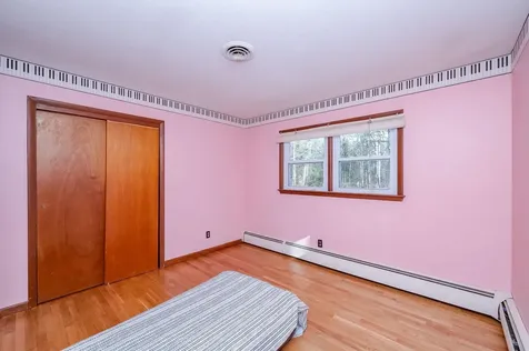 107 Page Road Bow NH 03304