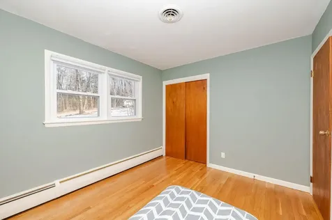 107 Page Road Bow NH 03304