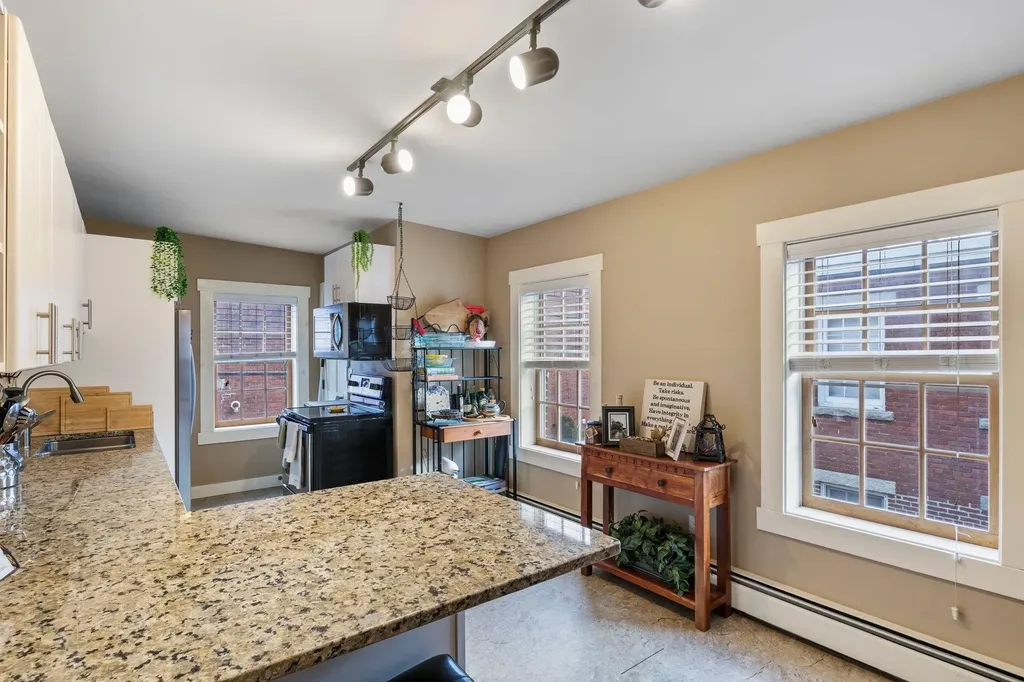 98 West Merrimack Street Manchester NH 03101