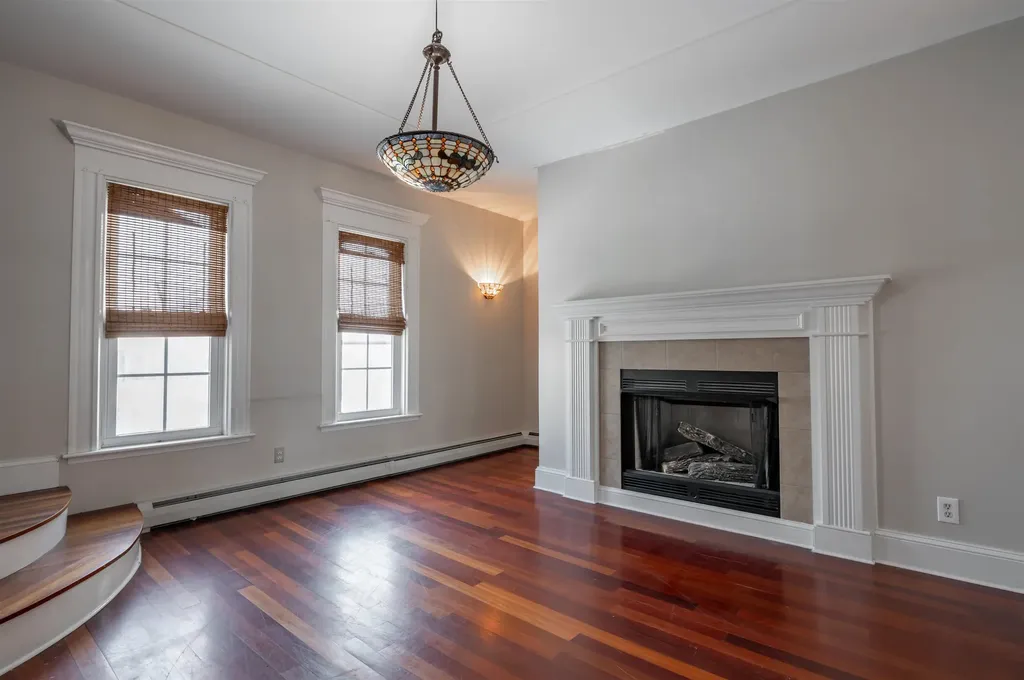 157 Milford Street Manchester NH 03102