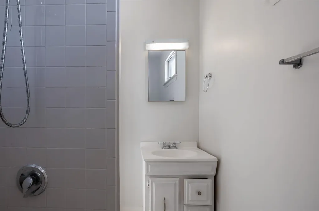 157 Milford Street Manchester NH 03102