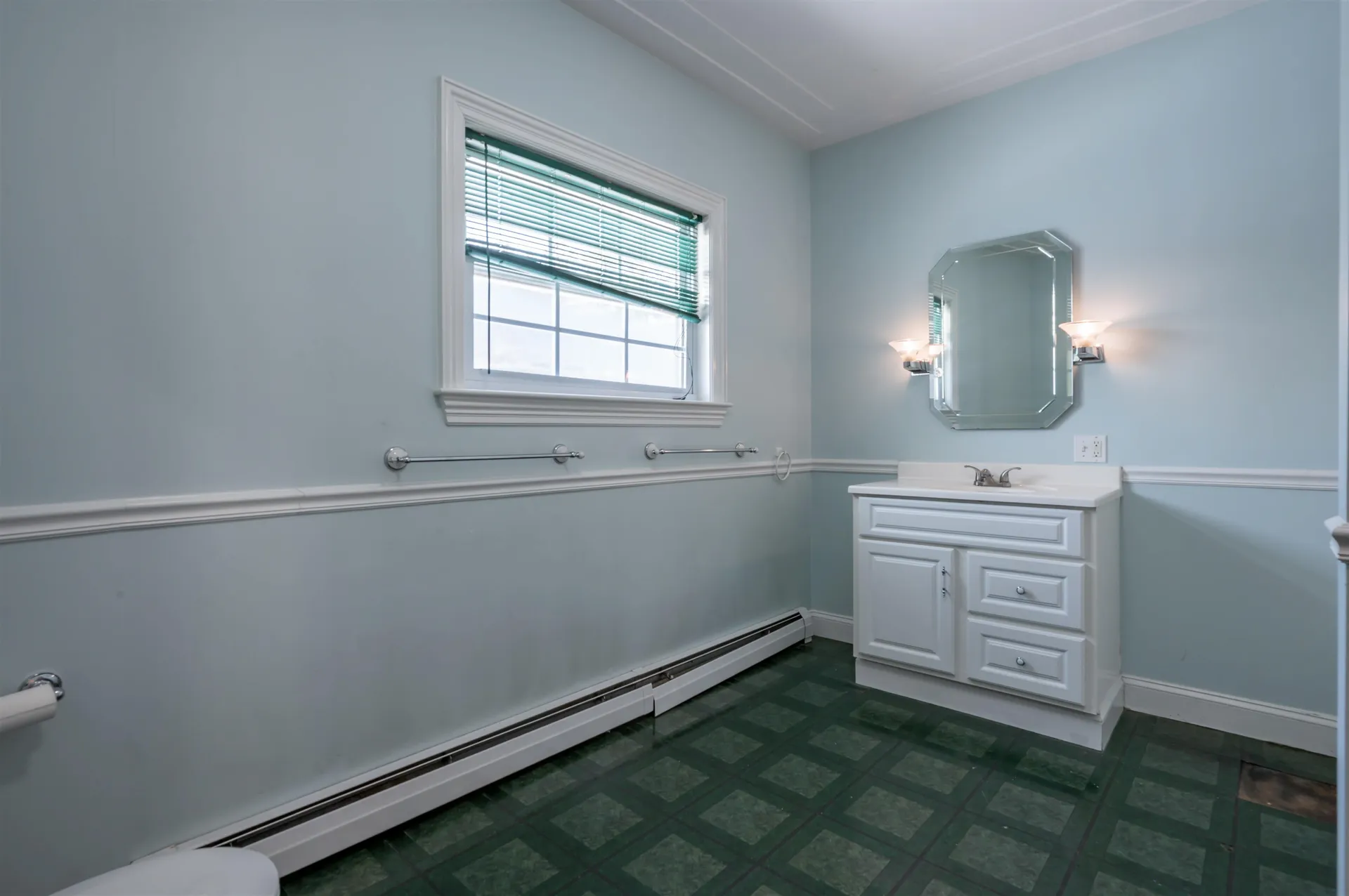 157 Milford Street Manchester NH 03102