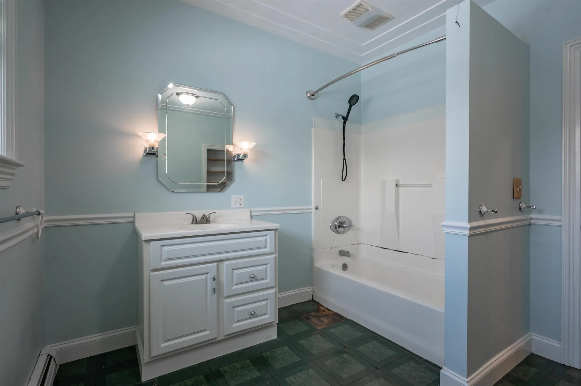 157 Milford Street Manchester NH 03102