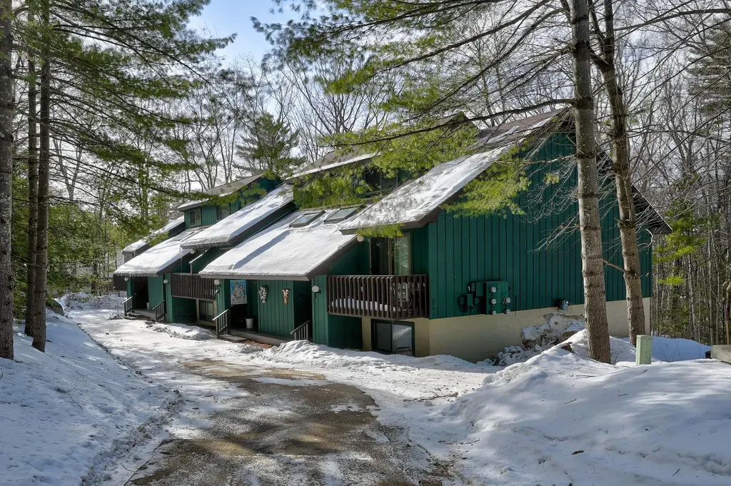 146 Stonehurst Manor Road Conway NH 03860