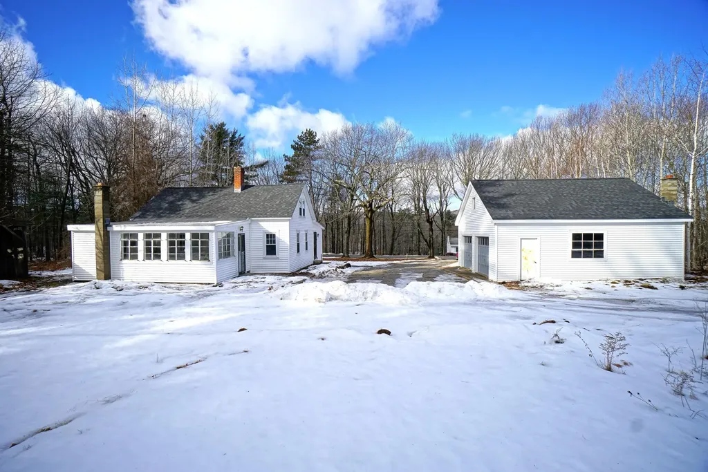 22 Davis Village Road New Ipswich NH 03071