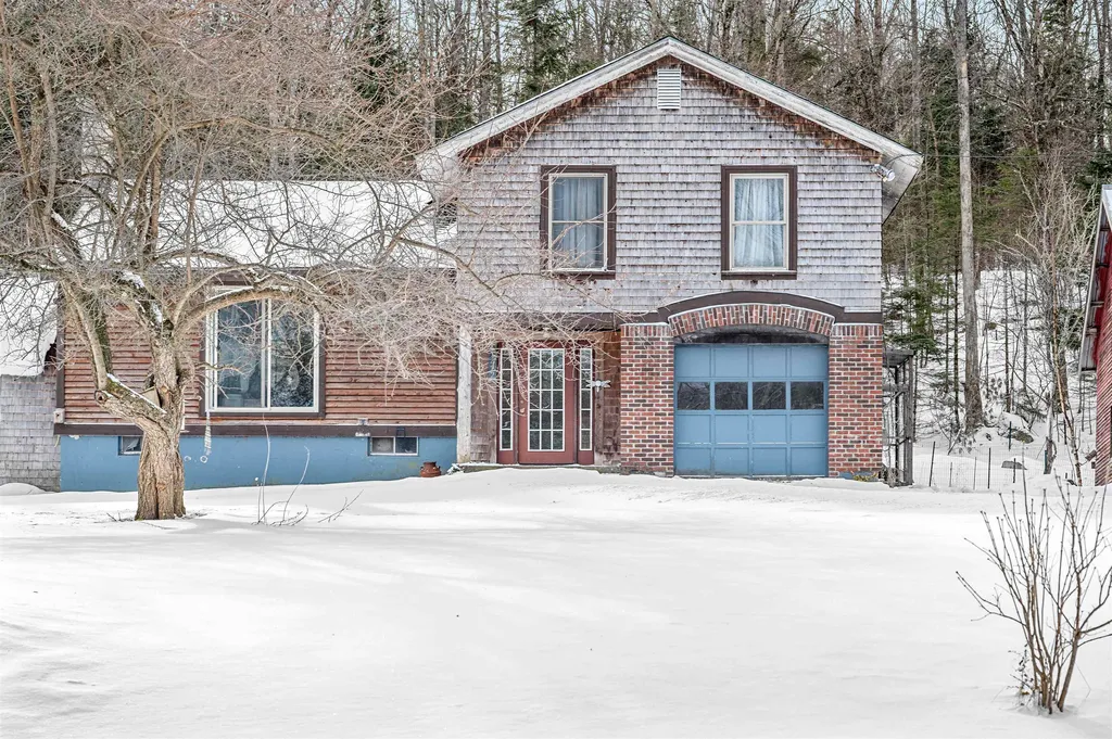 1422 Cabot Road Woodbury VT 05681