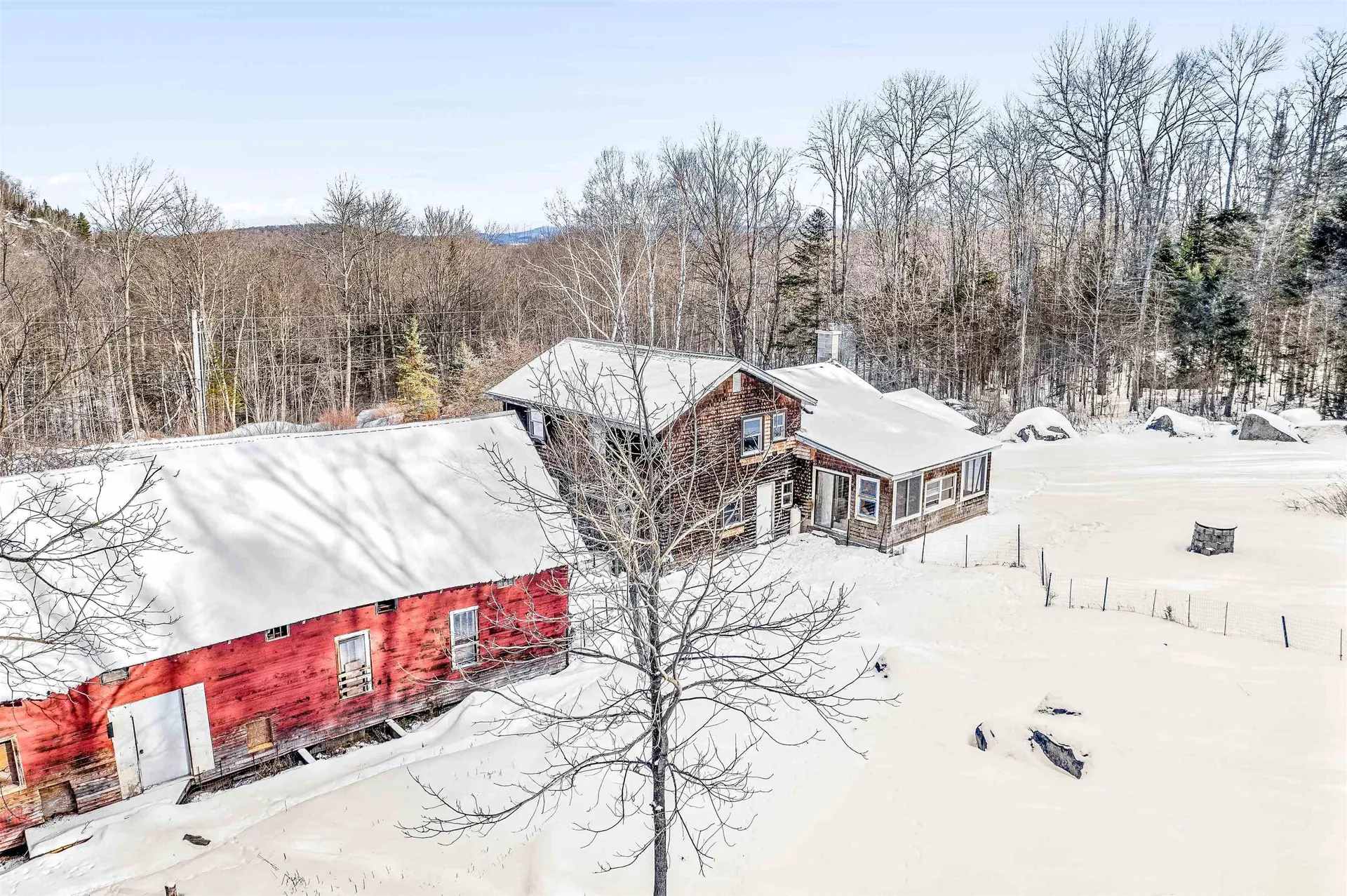 1422 Cabot Road Woodbury VT 05681