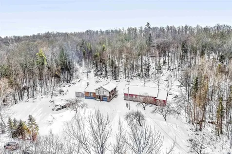 1422 Cabot Road Woodbury VT 05681
