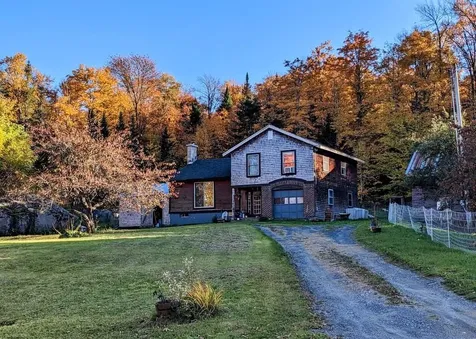 1422 Cabot Road Woodbury VT 05681