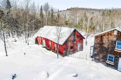 1422 Cabot Road Woodbury VT 05681
