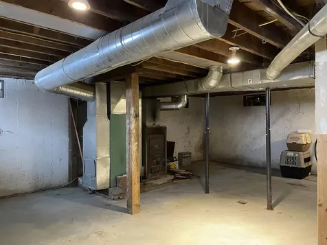 1422 Cabot Road Woodbury VT 05681