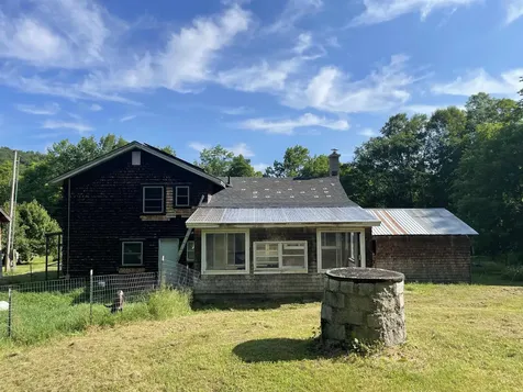 1422 Cabot Road Woodbury VT 05681
