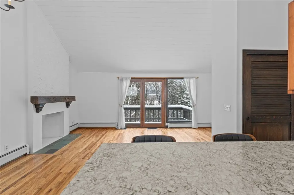 111 North Road Stowe VT 05672