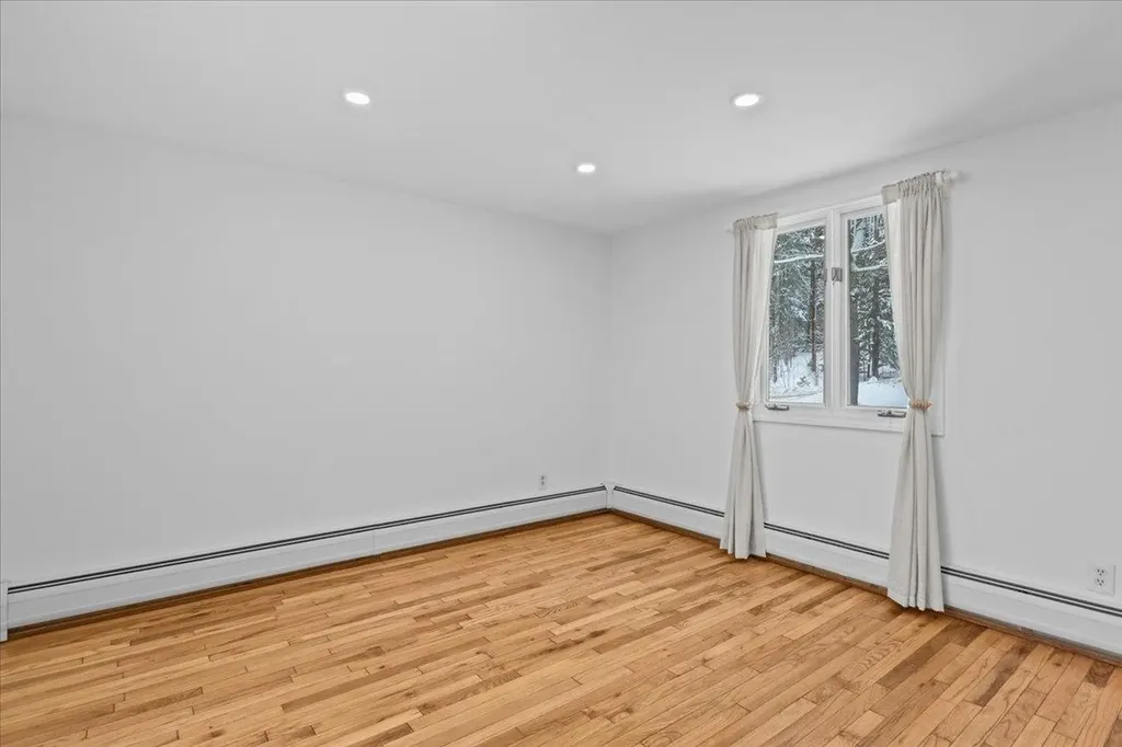 111 North Road Stowe VT 05672