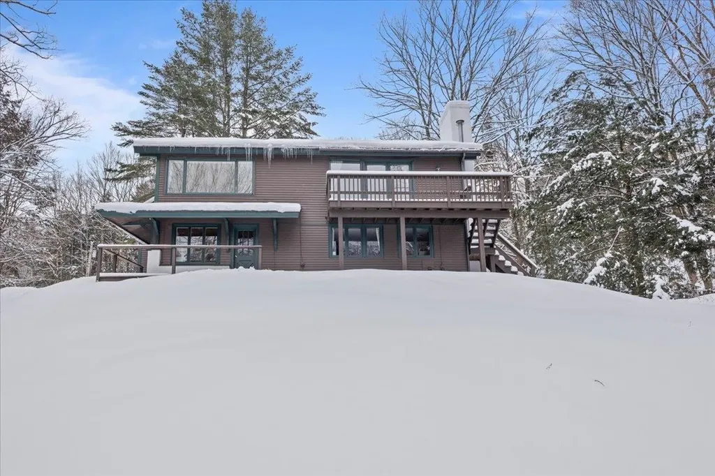 111 North Road Stowe VT 05672