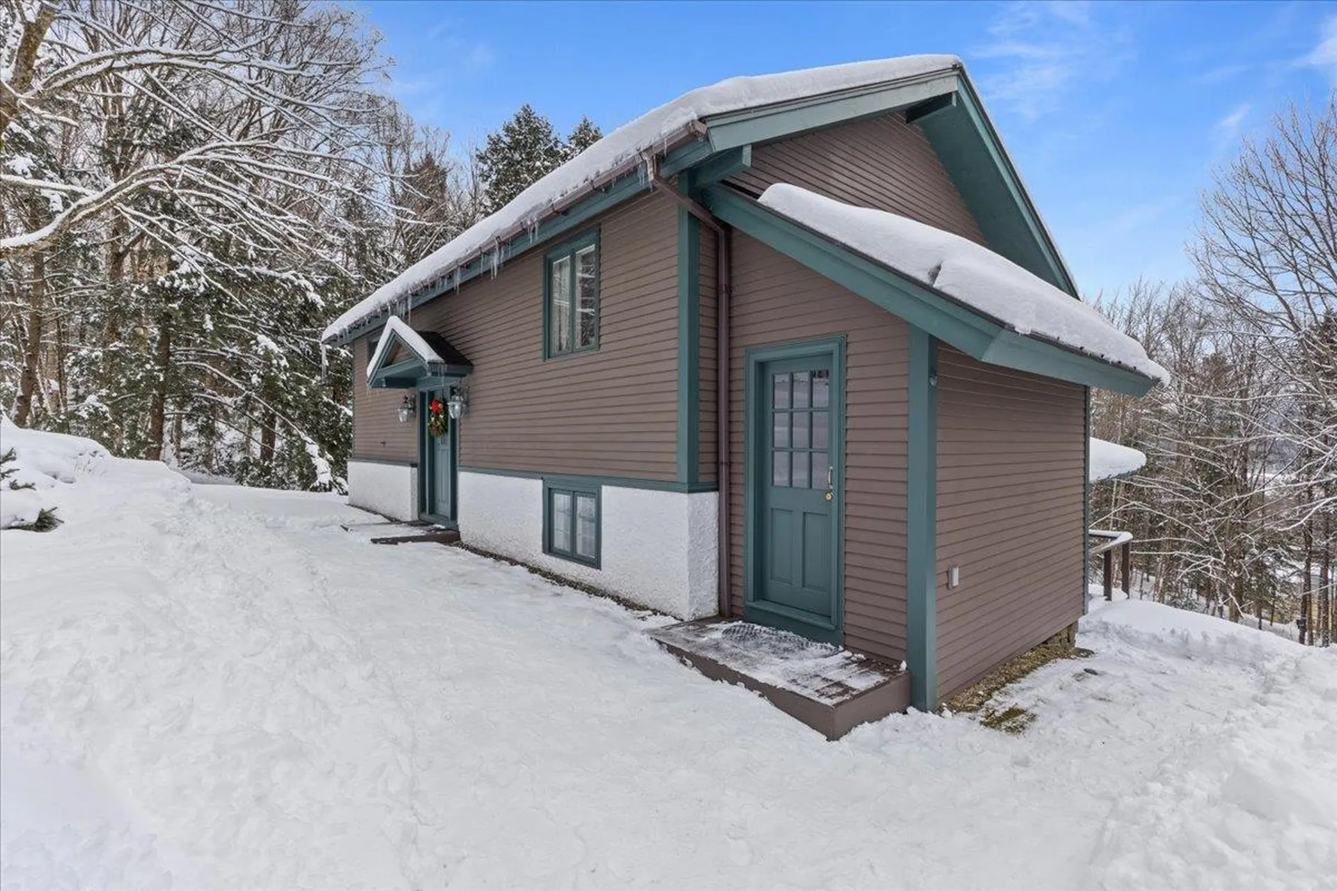 111 North Road Stowe VT 05672
