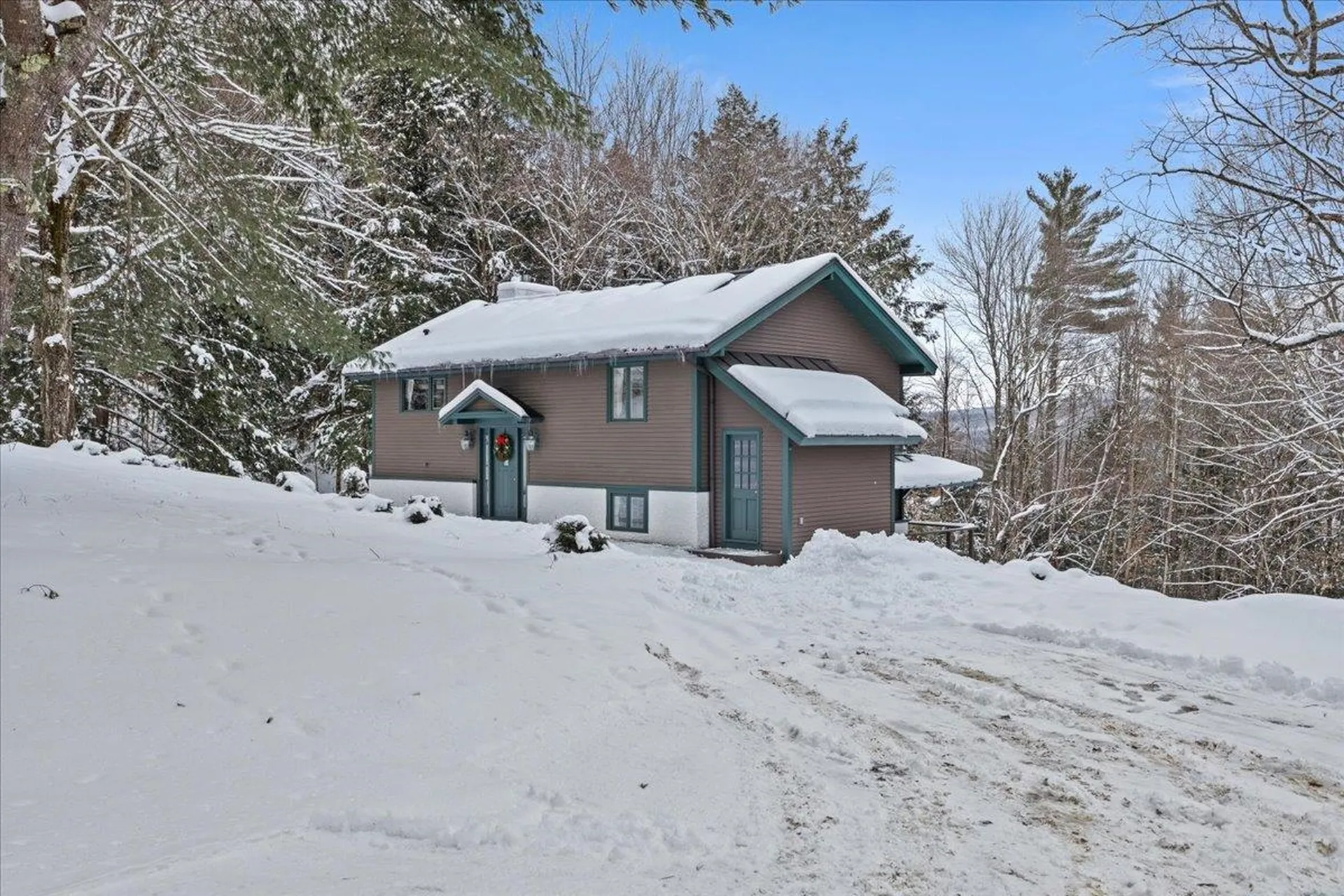 111 North Road Stowe VT 05672