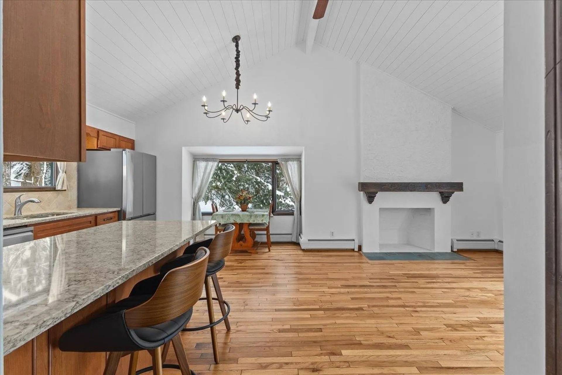 111 North Road Stowe VT 05672