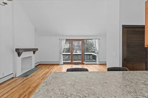 111 North Road Stowe VT 05672